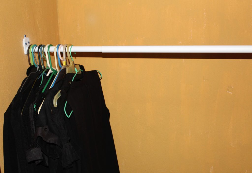 Small Closet Makeover