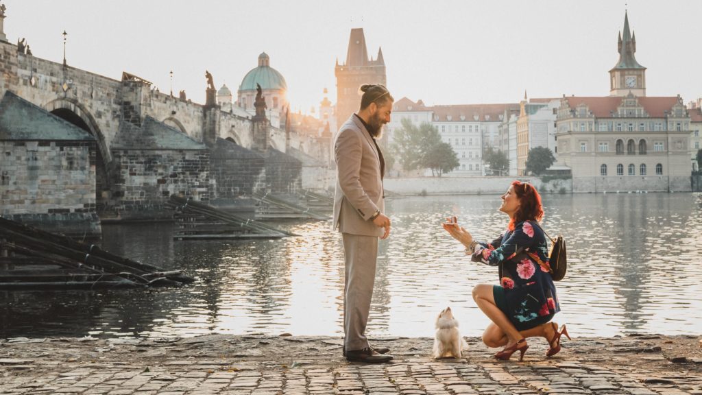 Woman proposing to man