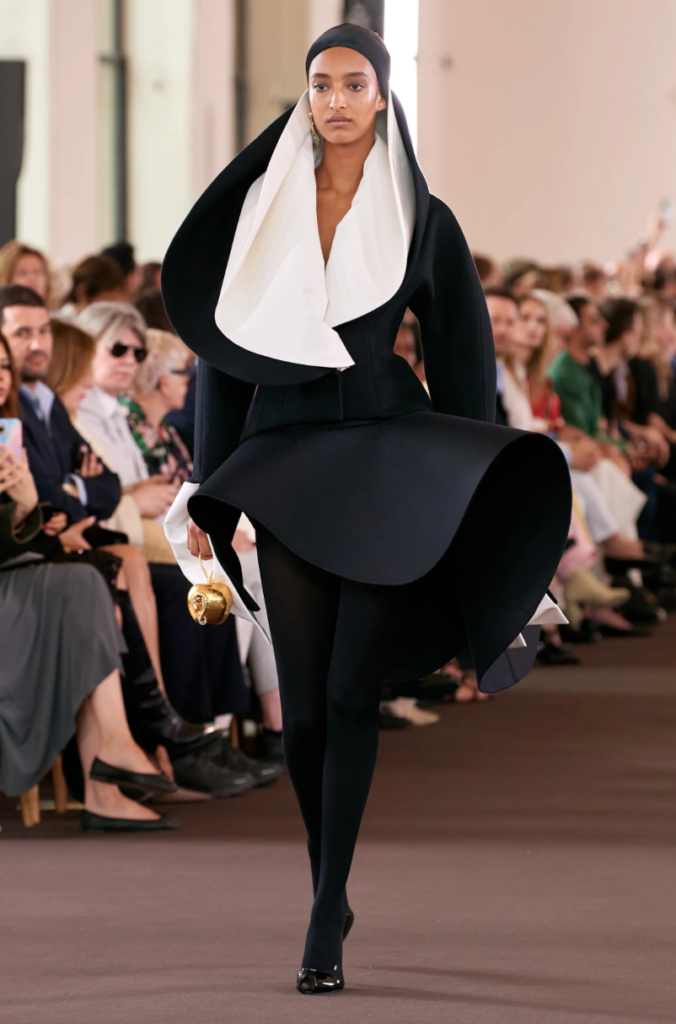 Schiaparelli Fall 2023 Couture