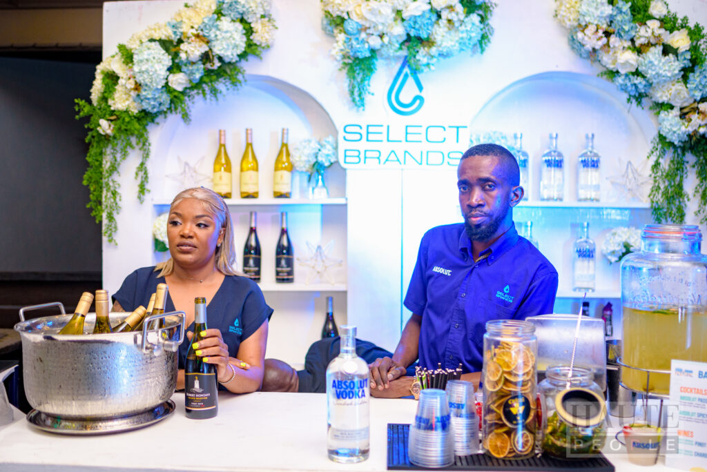 Select Brands Bar
